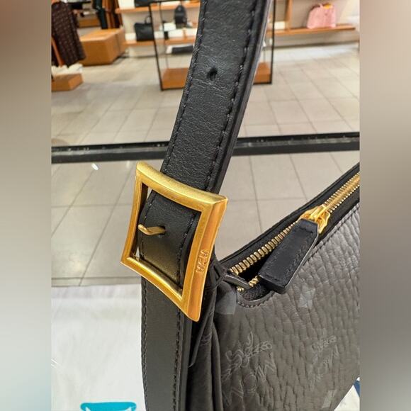 MCM Aren Logo Printed Small Shoulder Bag - Picture 5 of 9